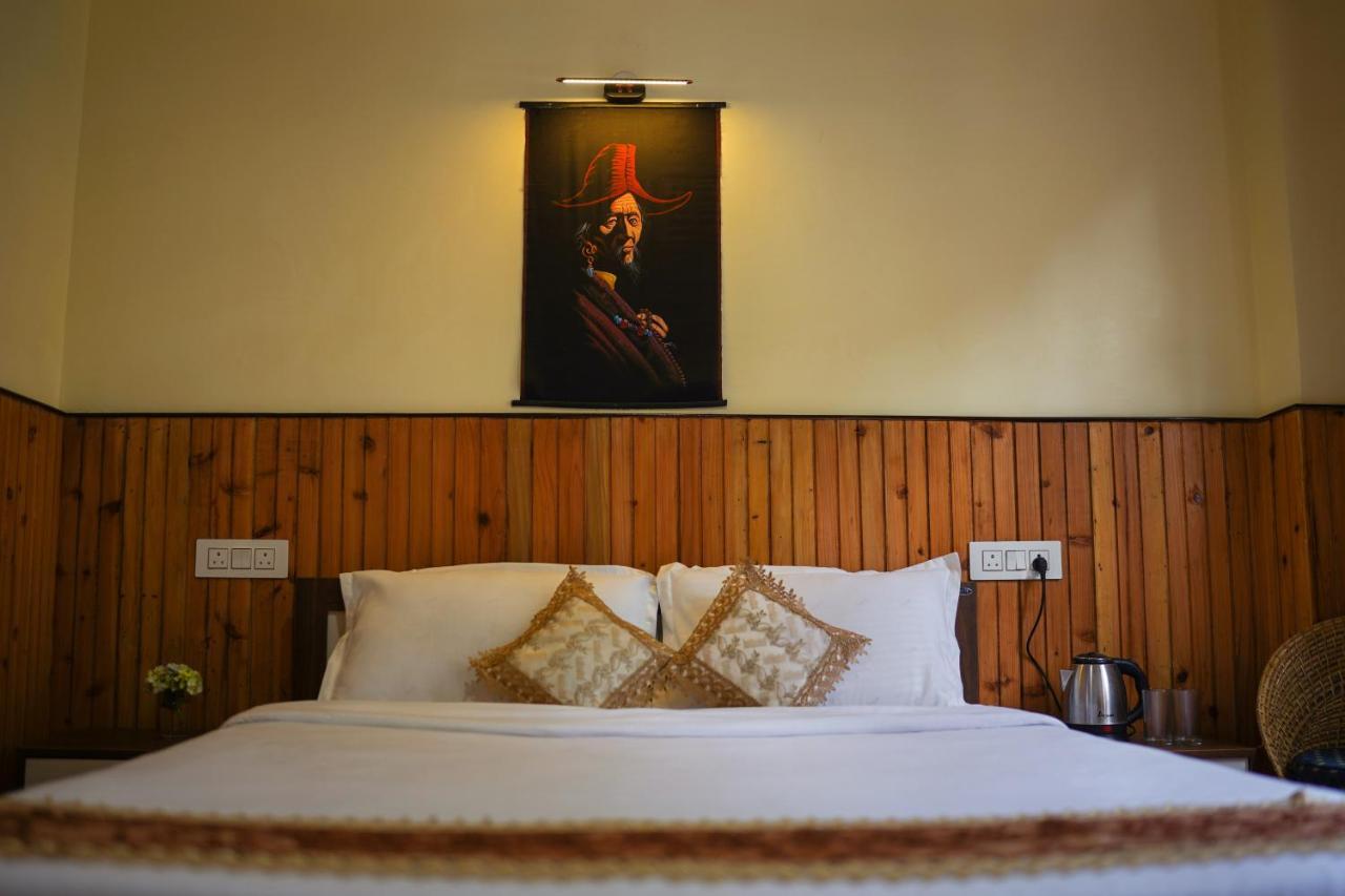 Hotel Hill Queen Near Sherpa Gumba Darjeeling Mall 5 Min Couple Friendly Екстериор снимка
