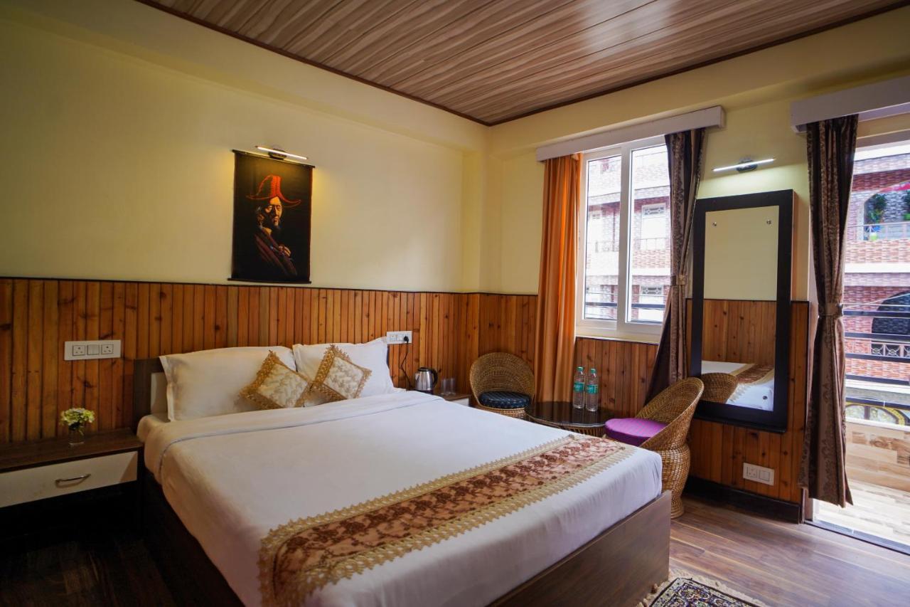 Hotel Hill Queen Near Sherpa Gumba Darjeeling Mall 5 Min Couple Friendly Екстериор снимка
